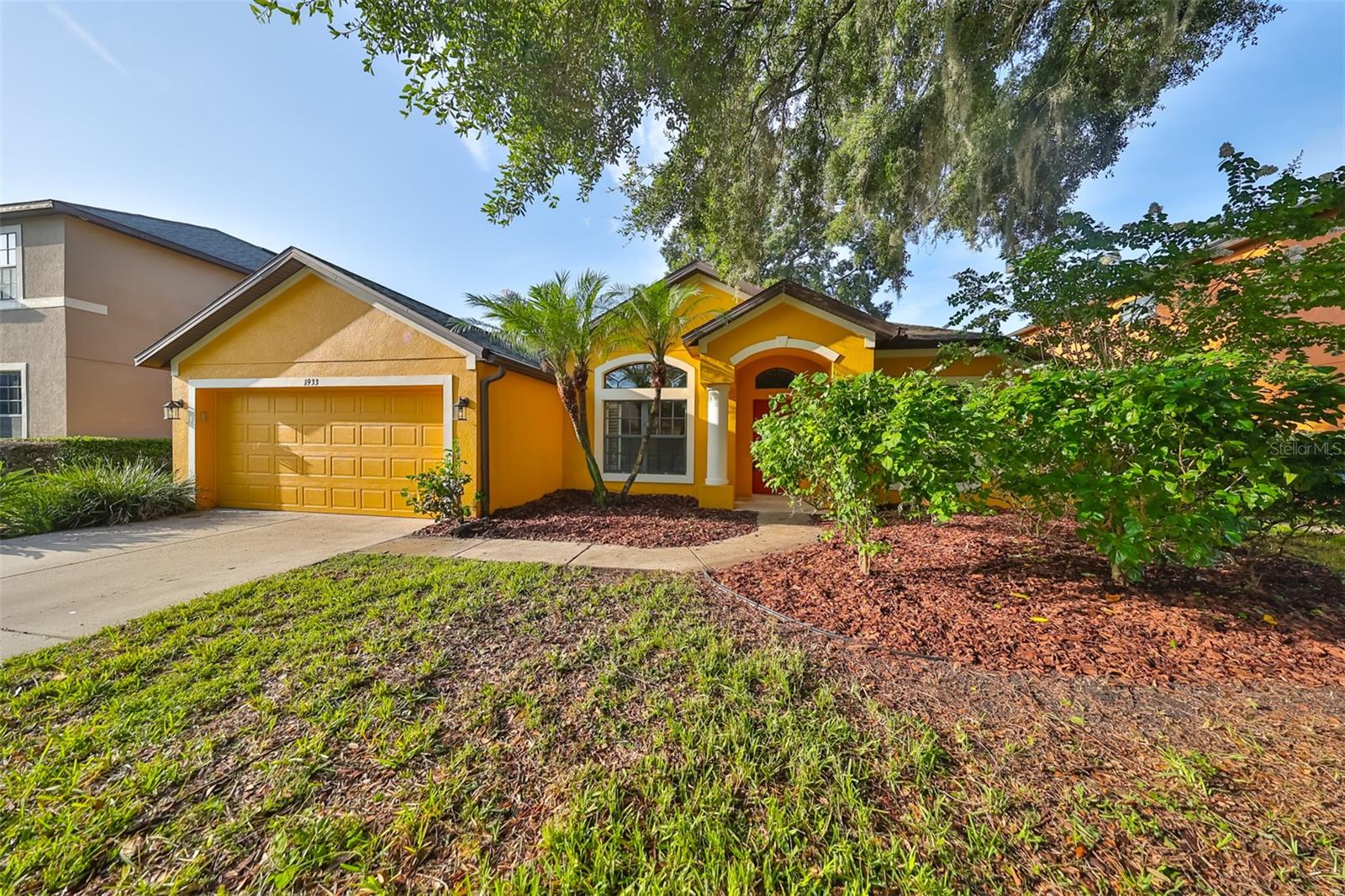 1933 ABBEY RIDGE DR