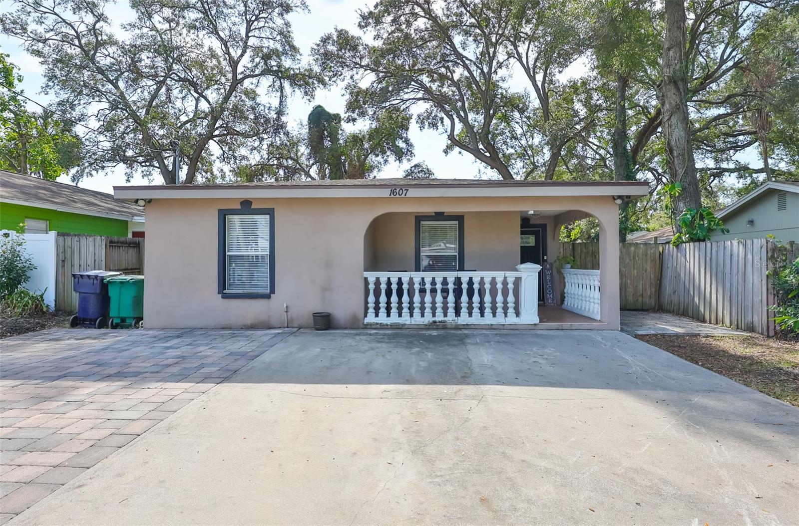 1607 E LOUISIANA AVE
