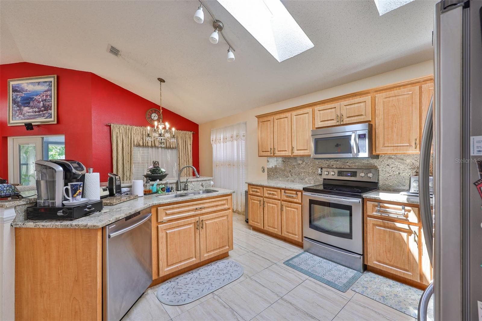 8916 SOUTHBAY DR