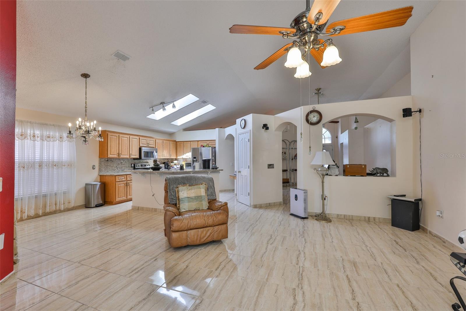 8916 SOUTHBAY DR