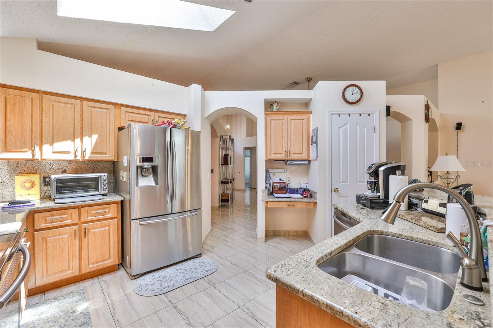 8916 SOUTHBAY DR