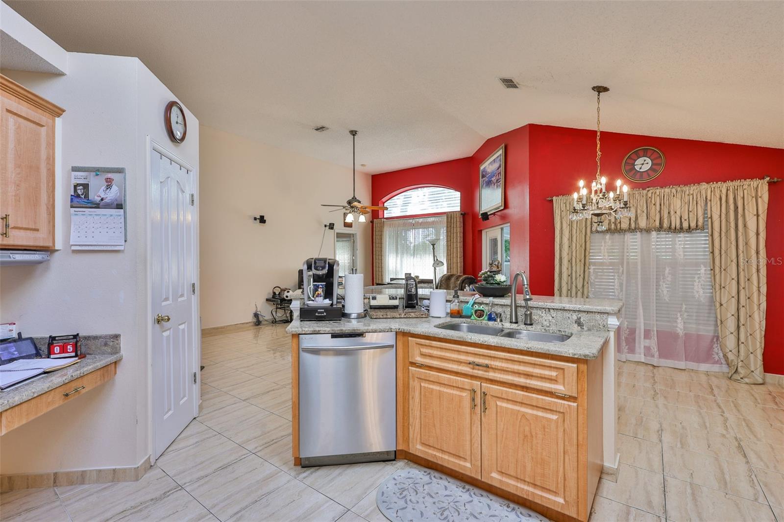 8916 SOUTHBAY DR