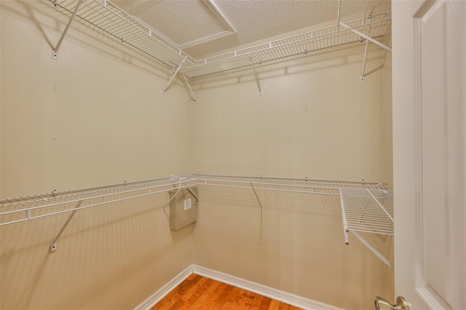 10239 DUSTY HILL LOOP