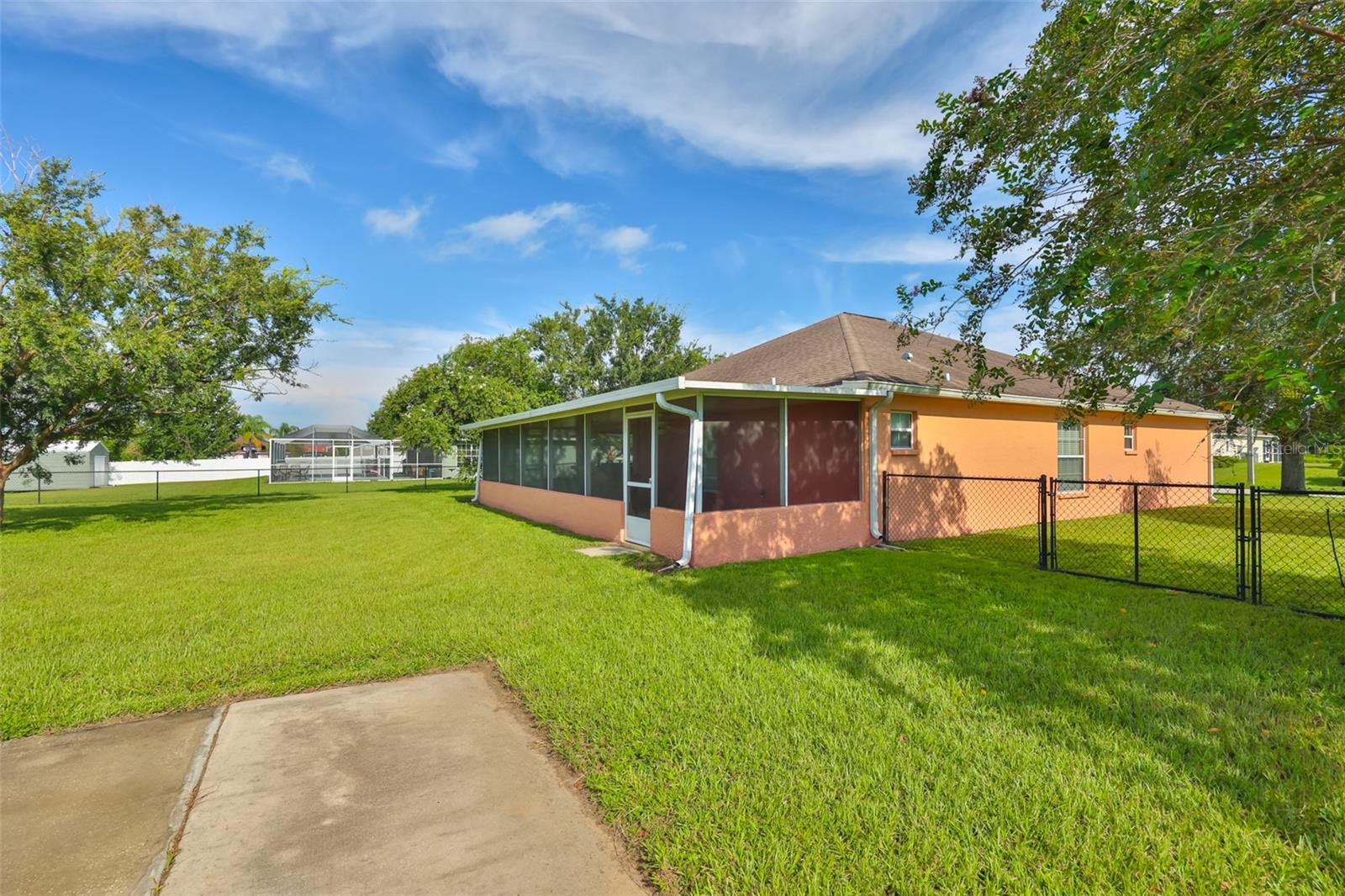 10239 DUSTY HILL LOOP