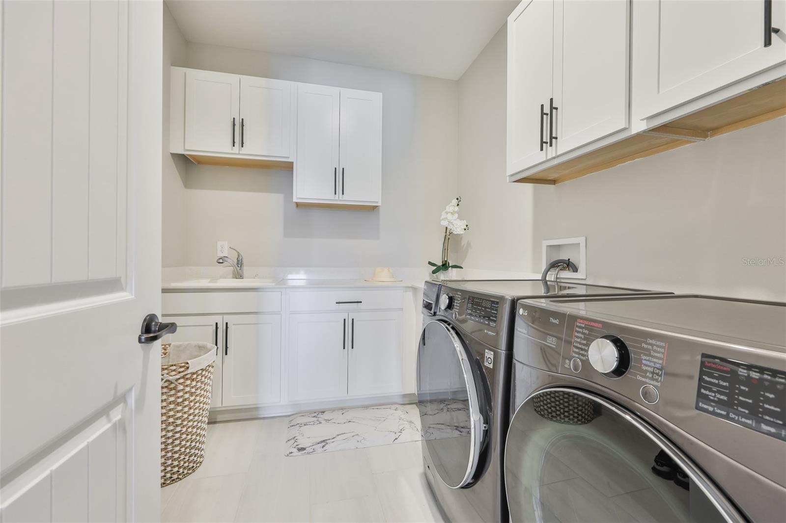 9497 IBIS GROVE BLVD