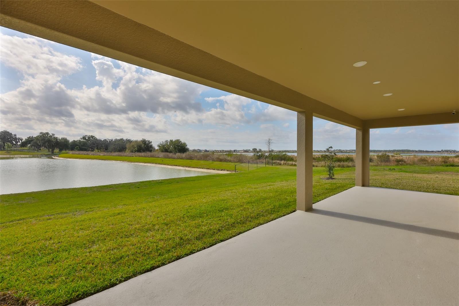 9497 IBIS GROVE BLVD