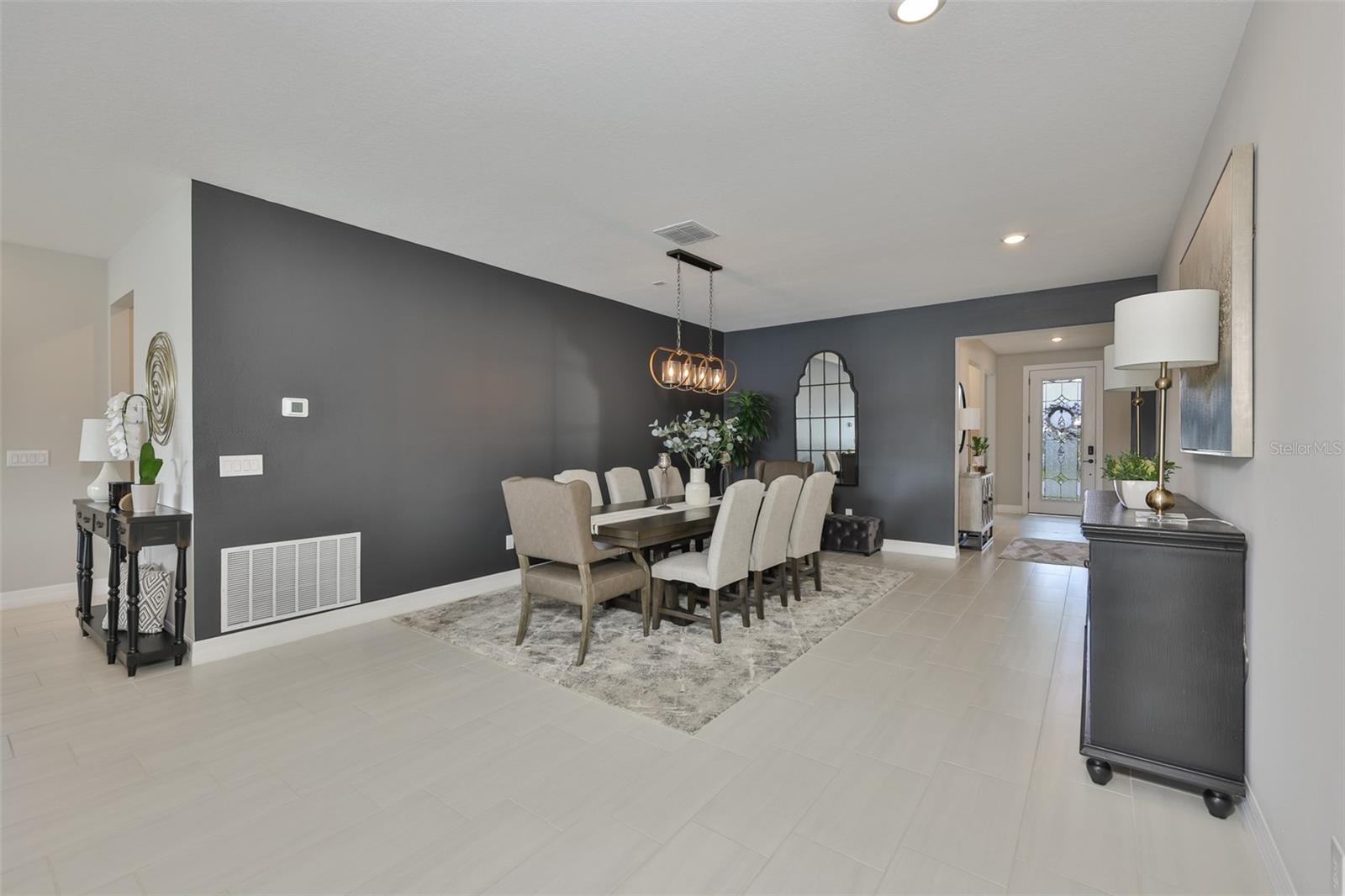 9497 IBIS GROVE BLVD