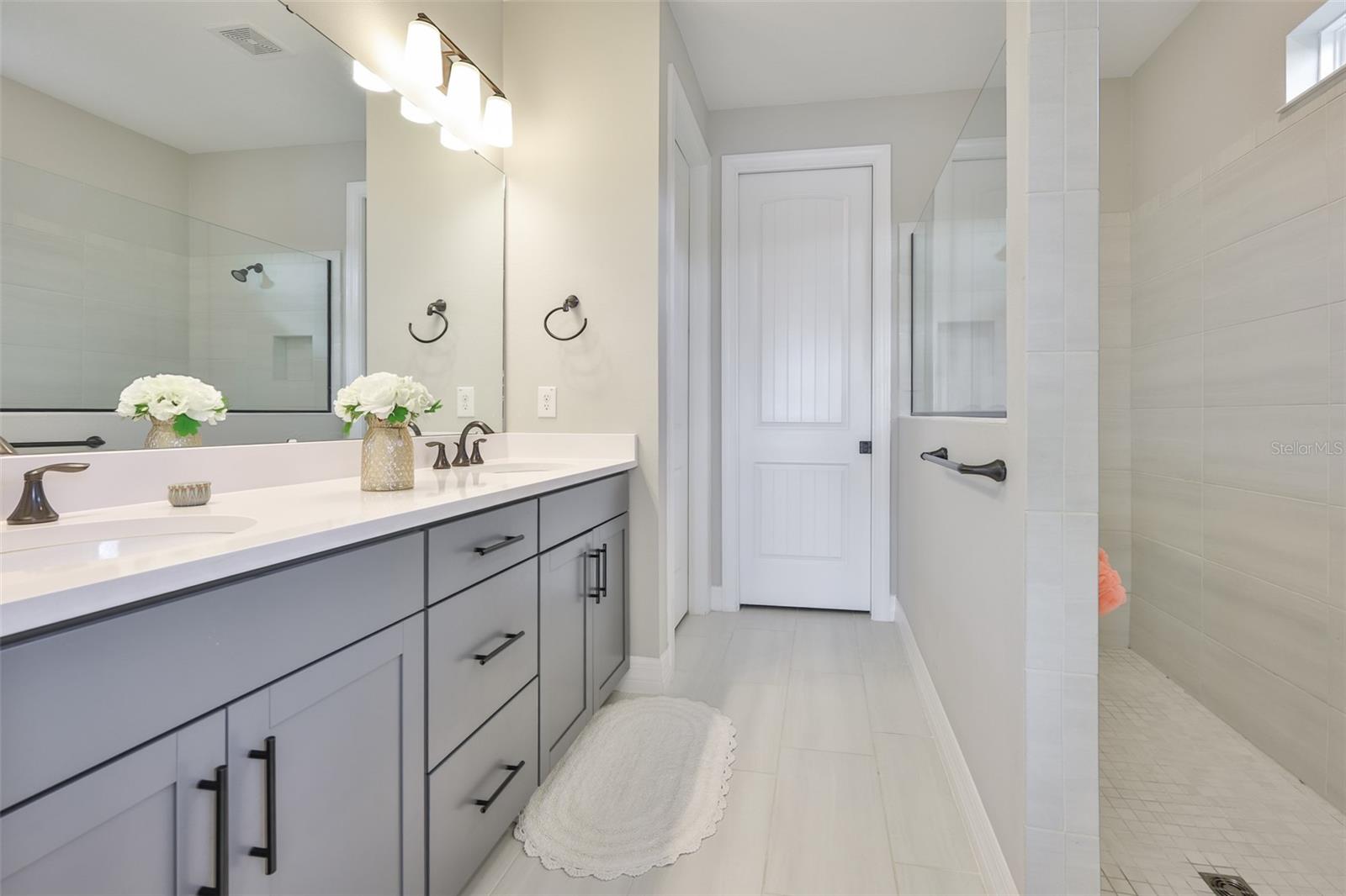 9497 IBIS GROVE BLVD