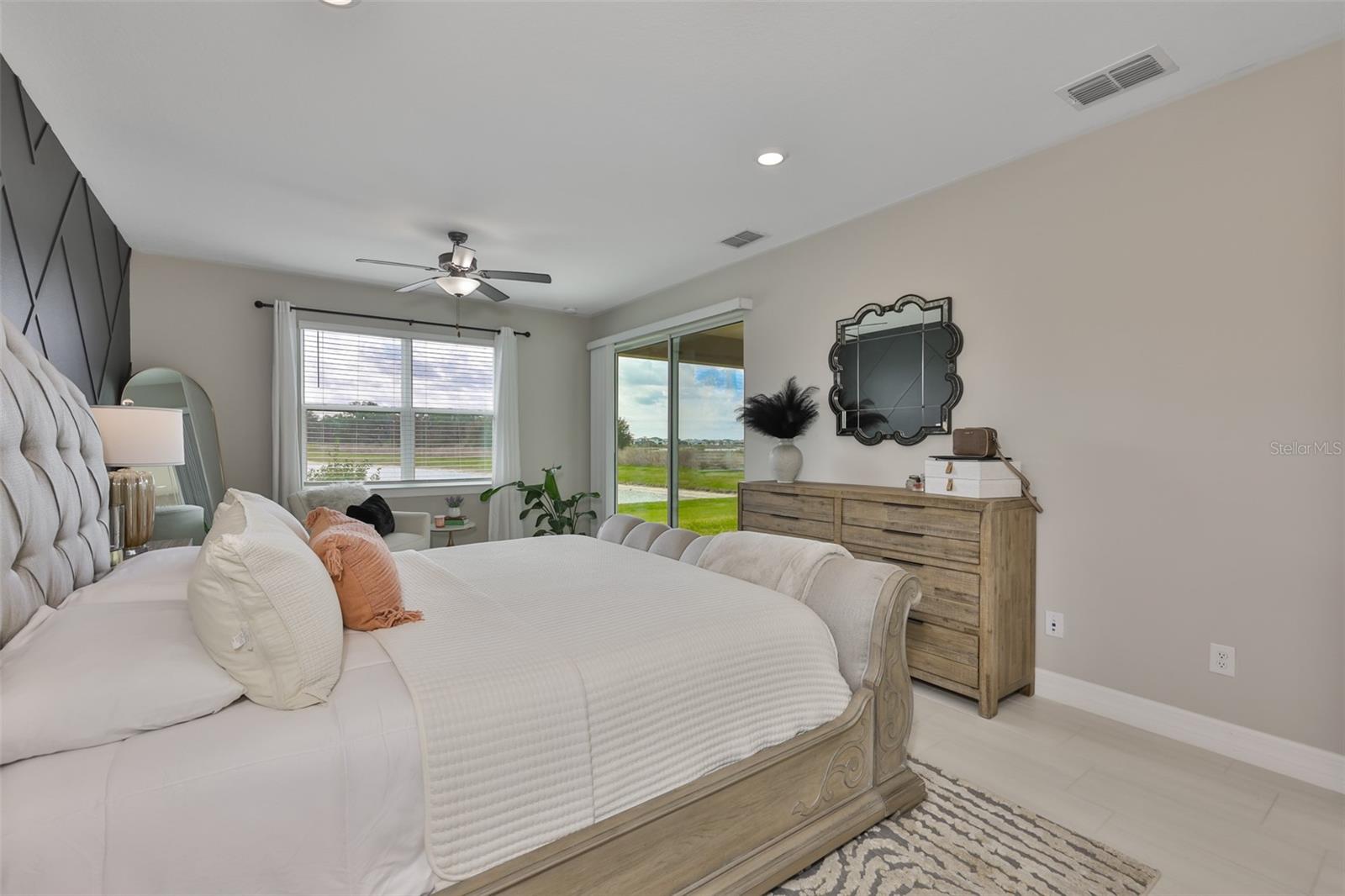 9497 IBIS GROVE BLVD