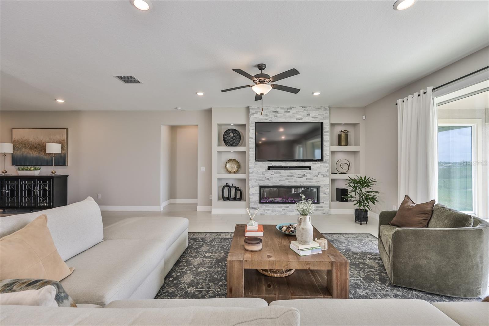 9497 IBIS GROVE BLVD