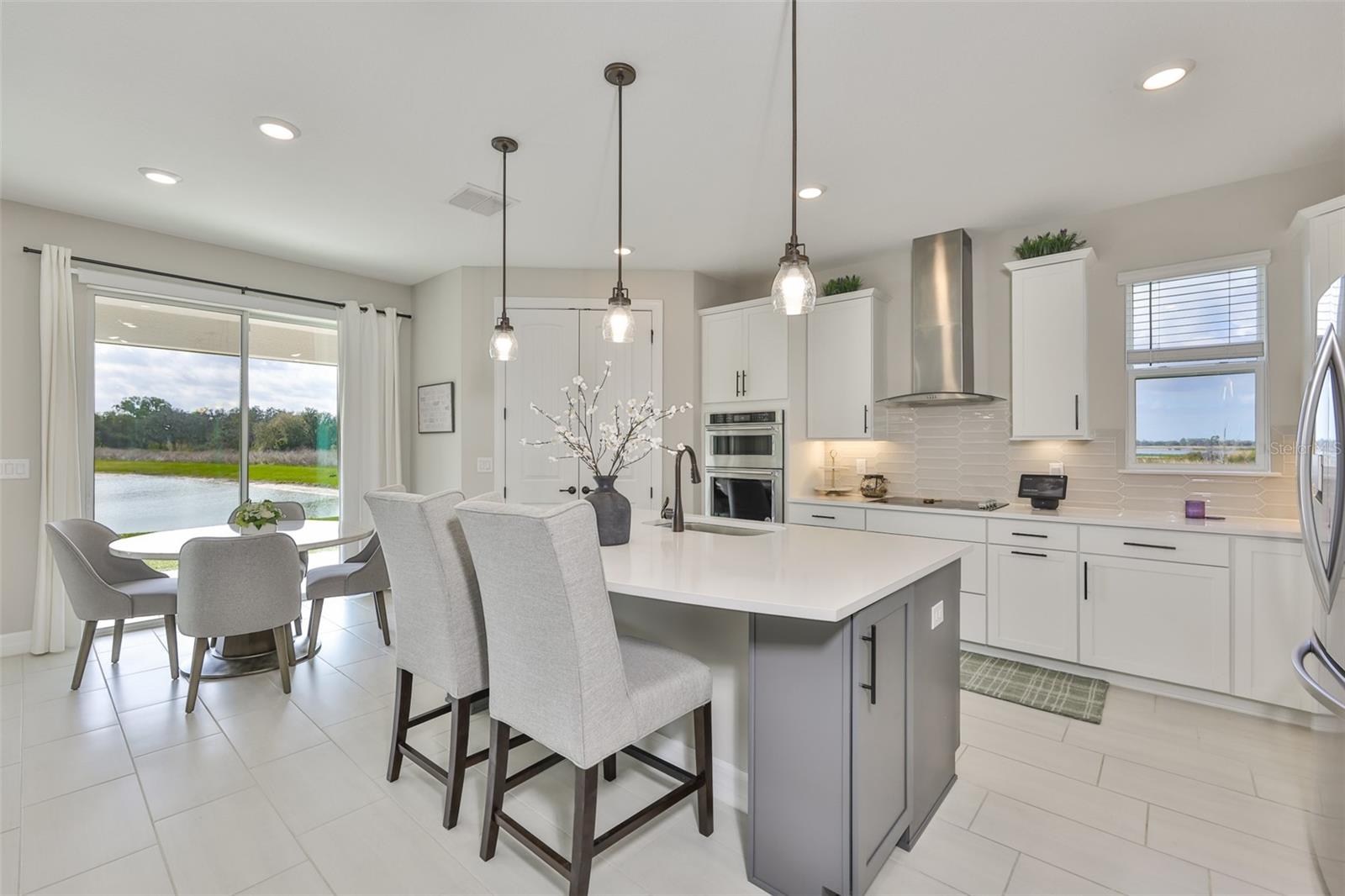 9497 IBIS GROVE BLVD