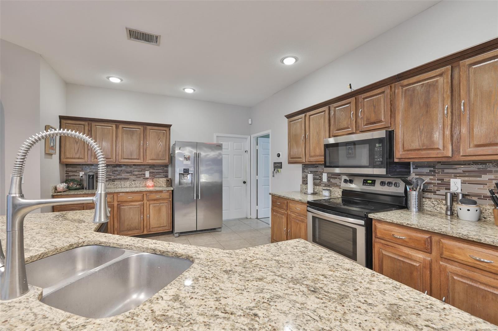 3722 CYPRESS MEADOWS RD