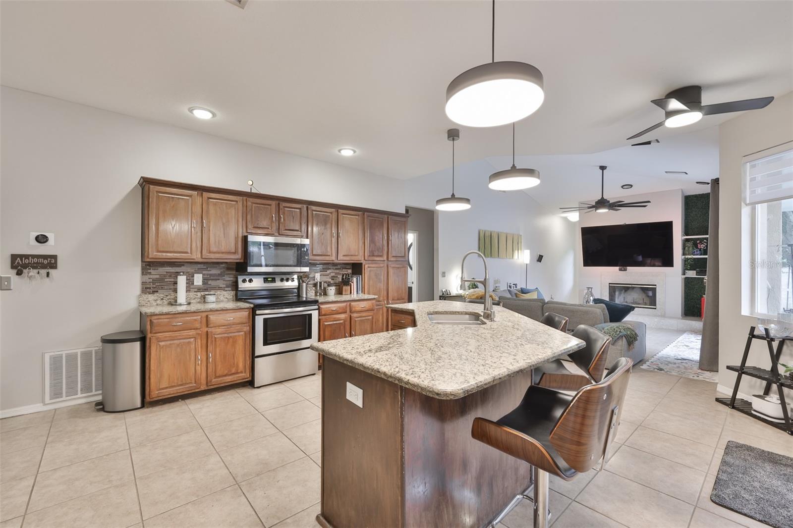 3722 CYPRESS MEADOWS RD