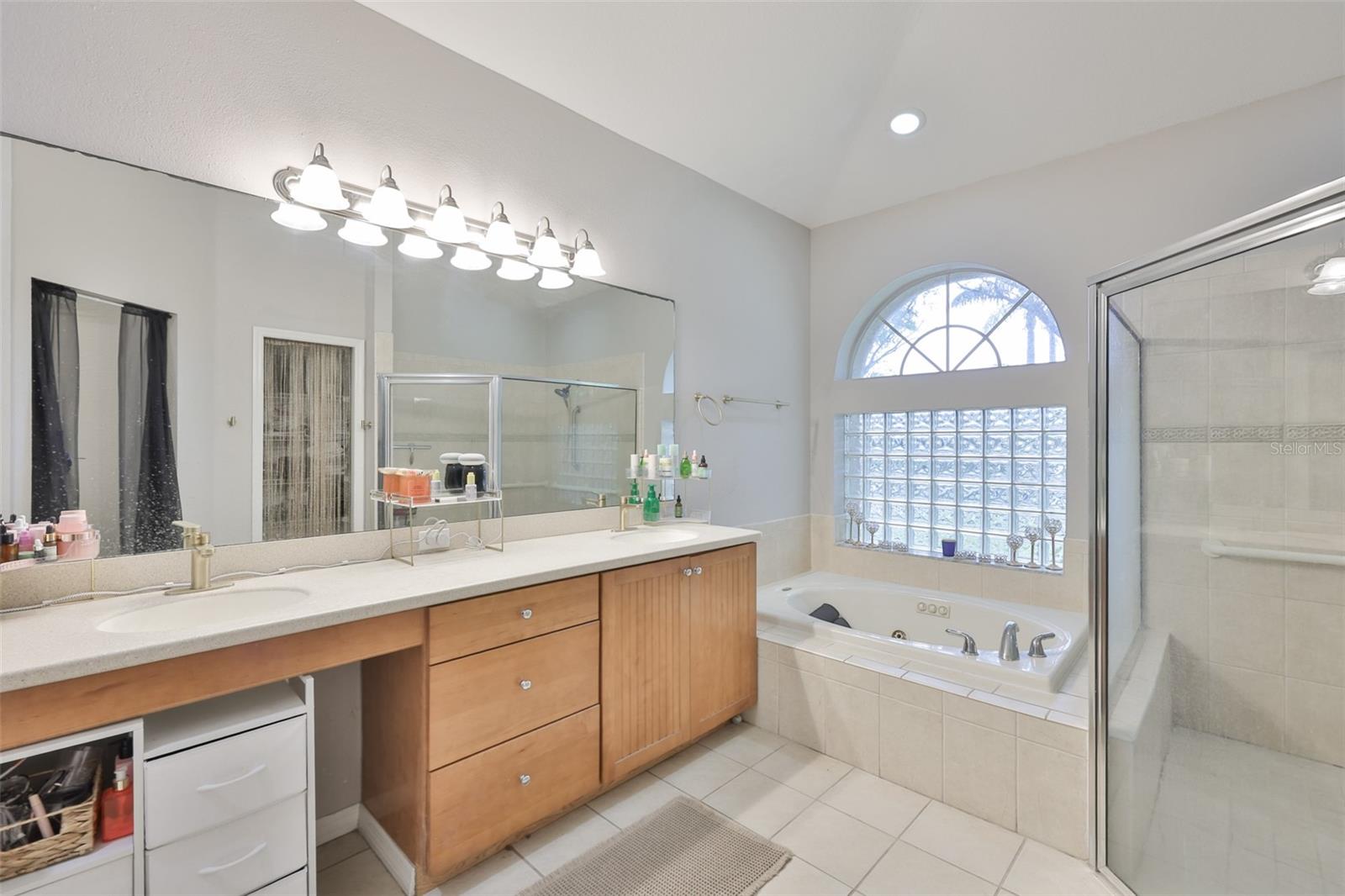 3722 CYPRESS MEADOWS RD