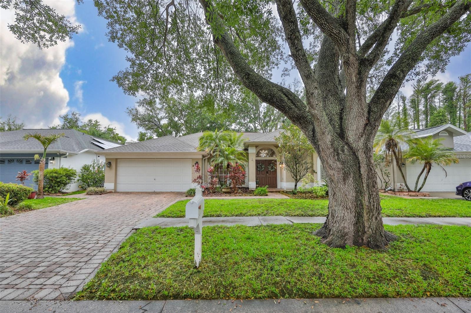 3722 CYPRESS MEADOWS RD