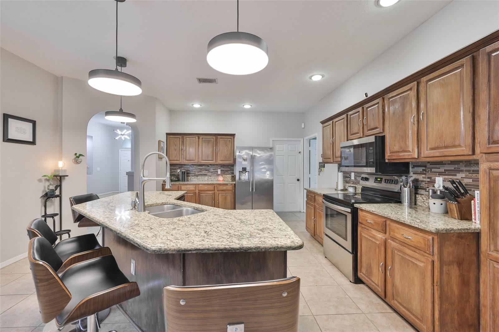 3722 CYPRESS MEADOWS RD