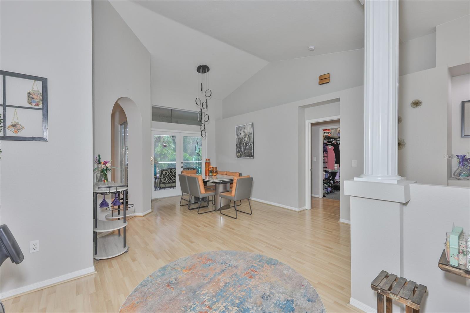 3722 CYPRESS MEADOWS RD