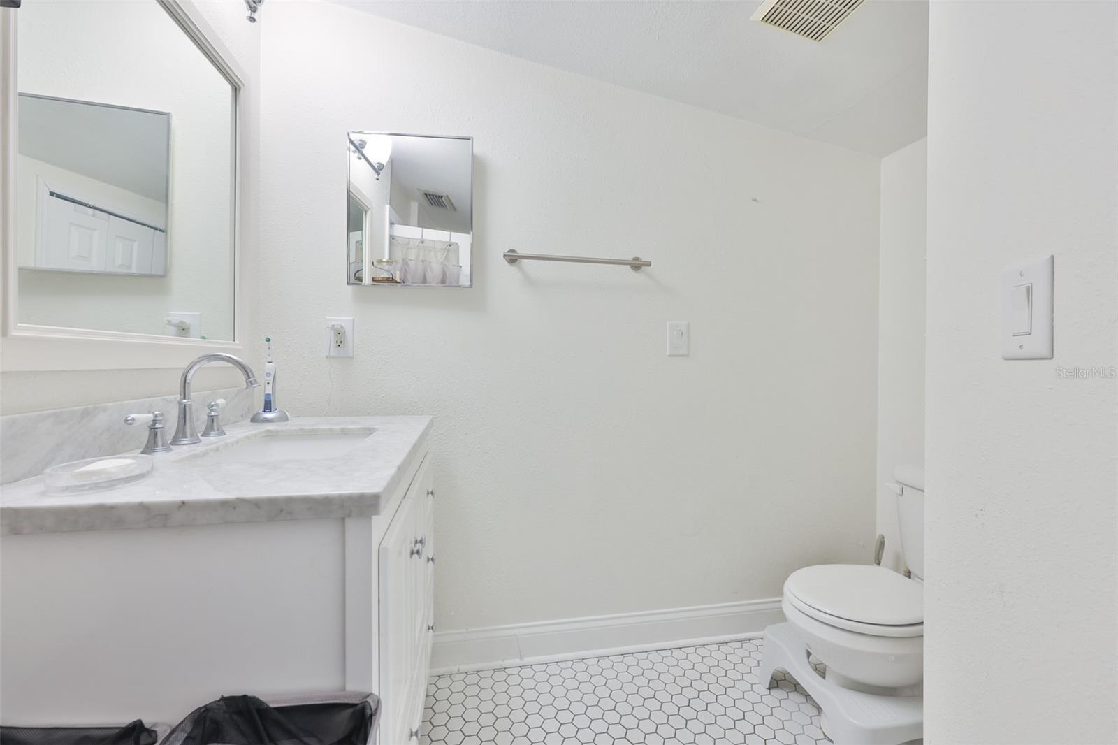 3414 W SAN LUIS ST