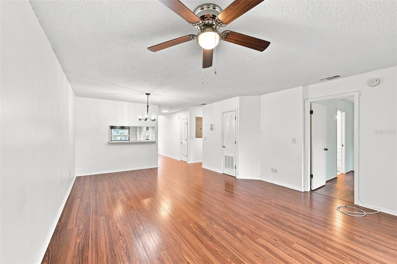304 KELSEY WAY