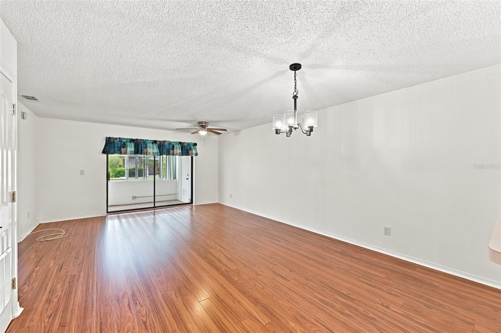 304 KELSEY WAY