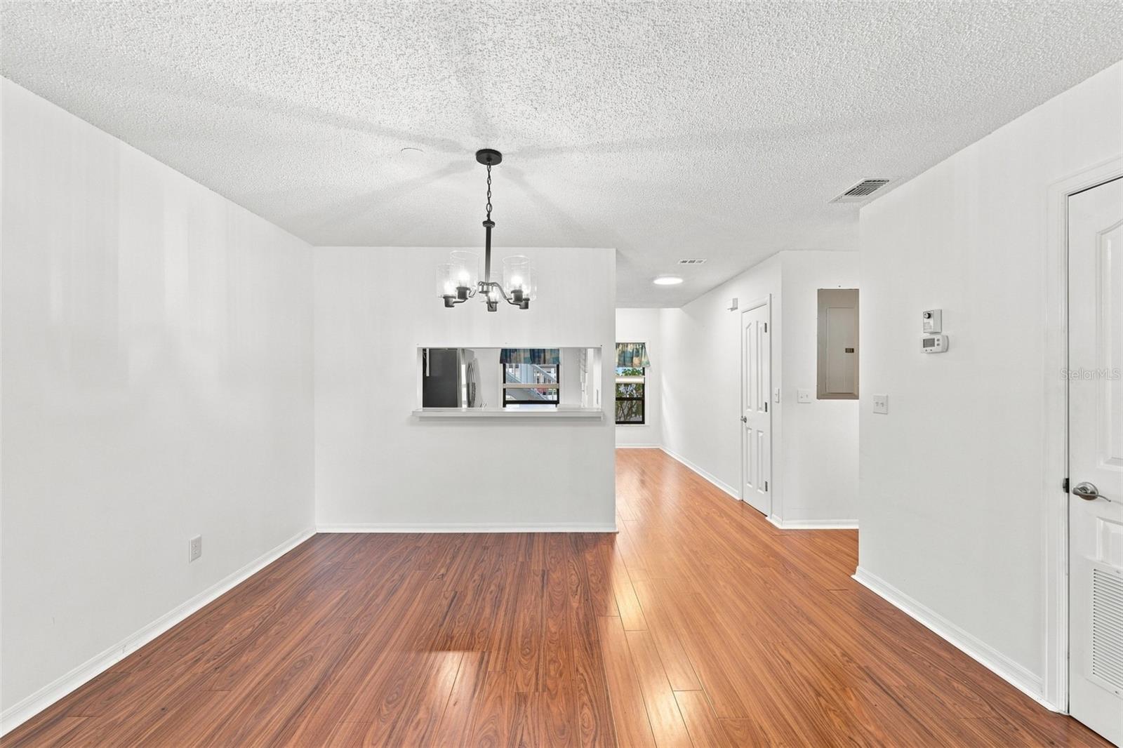 304 KELSEY WAY