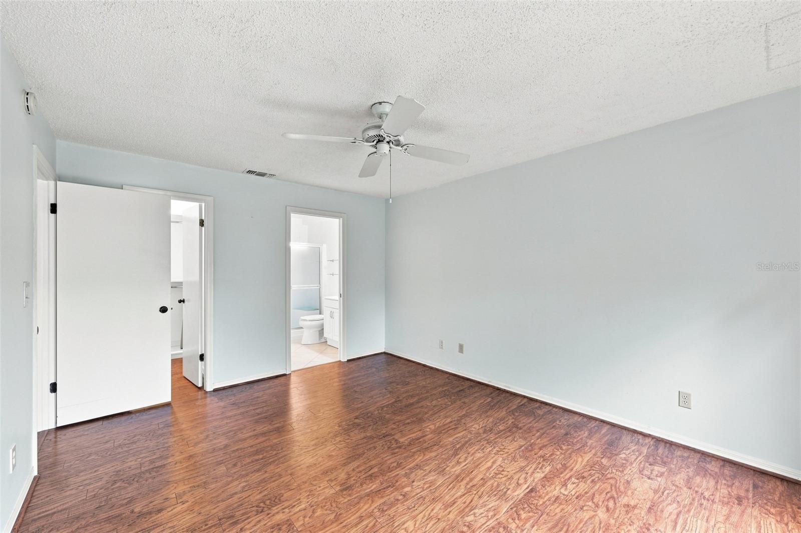 304 KELSEY WAY