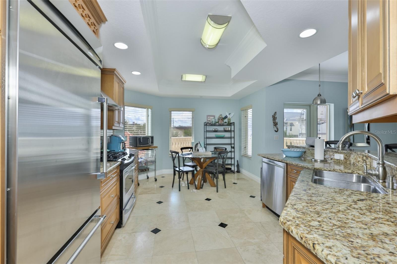 14 SOMERSET ST #3C
