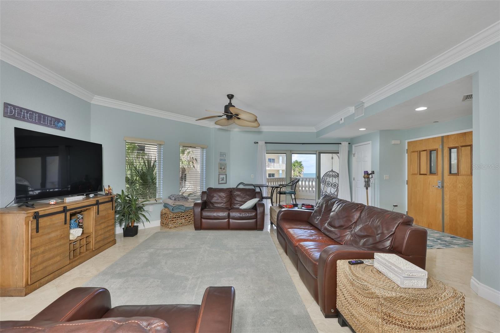 14 SOMERSET ST #3C