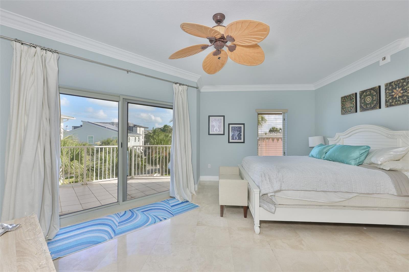14 SOMERSET ST #3C