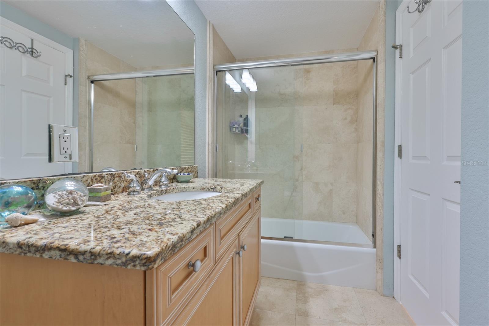 14 SOMERSET ST #3C