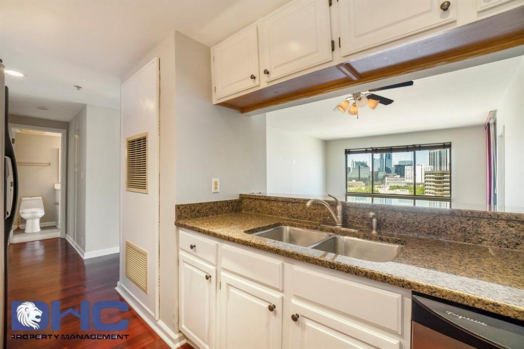 3481 Lakeside Drive NE Unit 2107