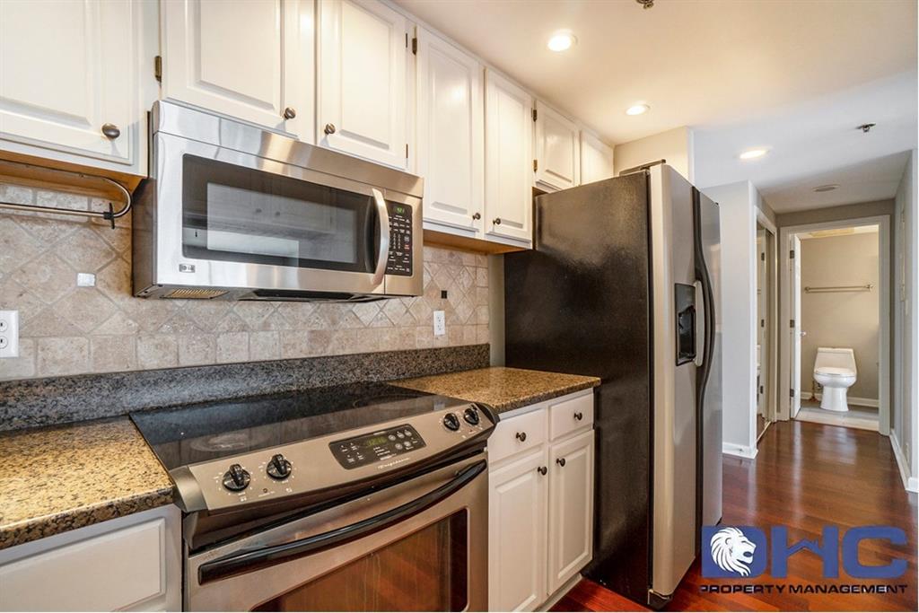 3481 Lakeside Drive NE Unit 2107