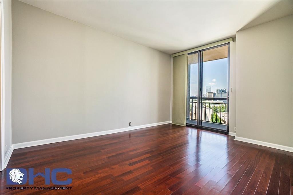 3481 Lakeside Drive NE Unit 2107
