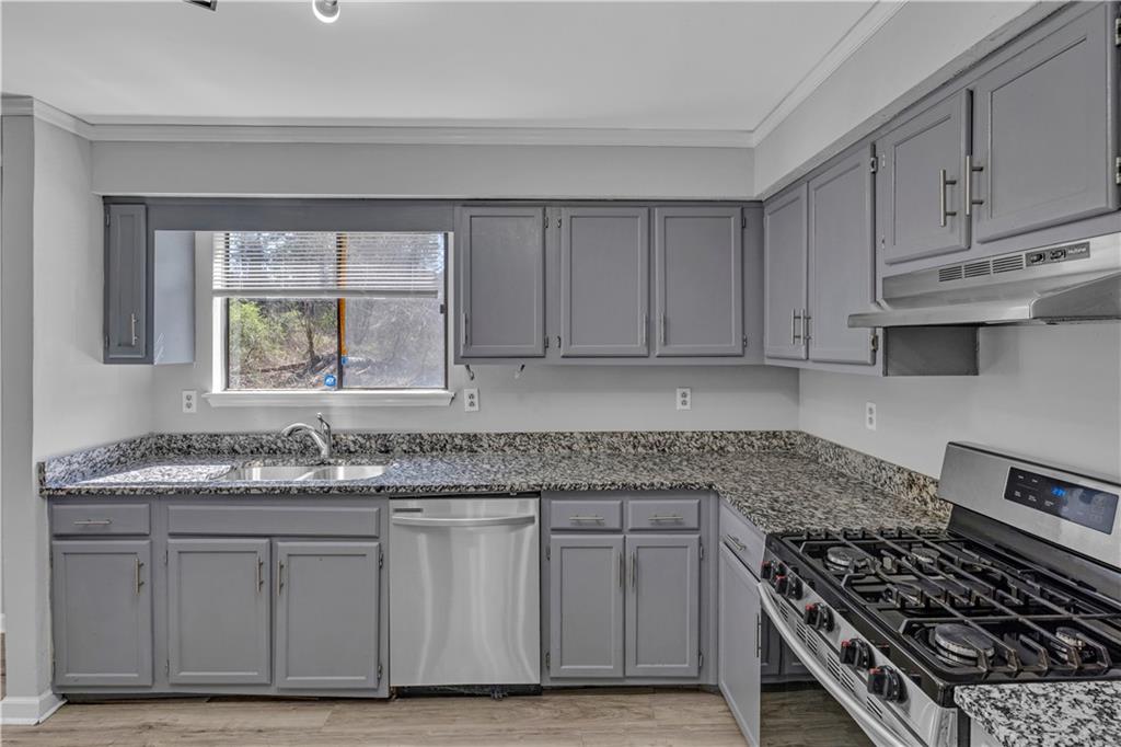 7476 Dartmouth Court