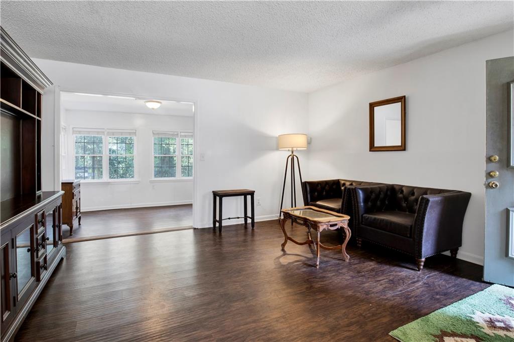 88 De Arc Place NW