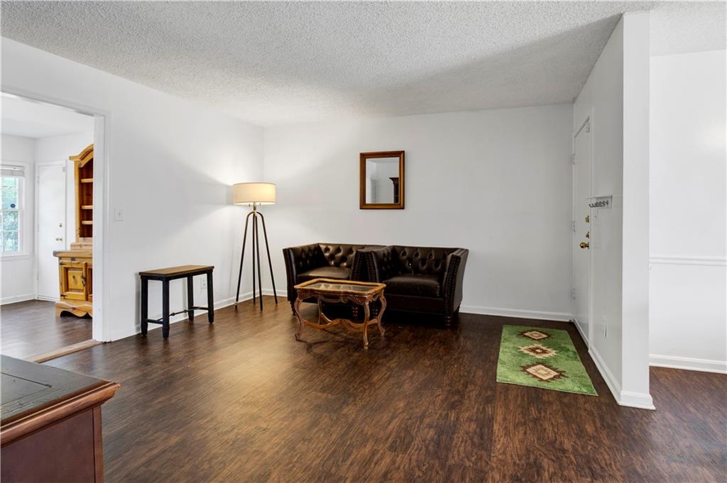 88 De Arc Place NW