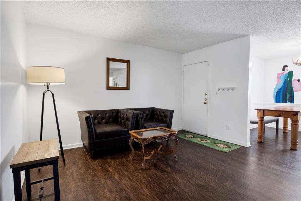 88 De Arc Place NW