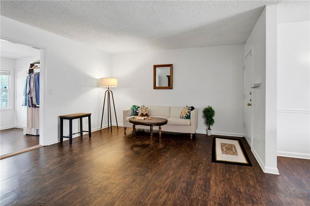 88 De Arc Place NW