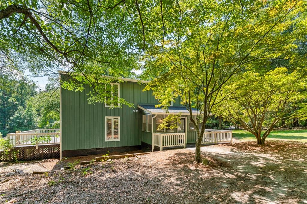 3459 Fern Ridge East Drive NE
