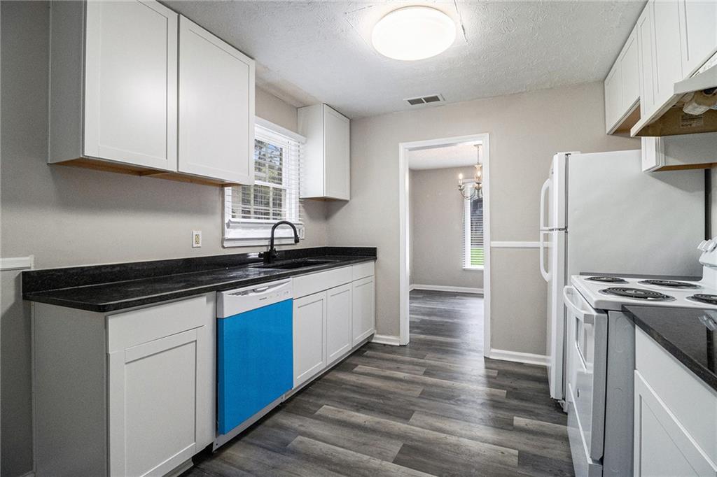 6645 Hidden Brook Trail