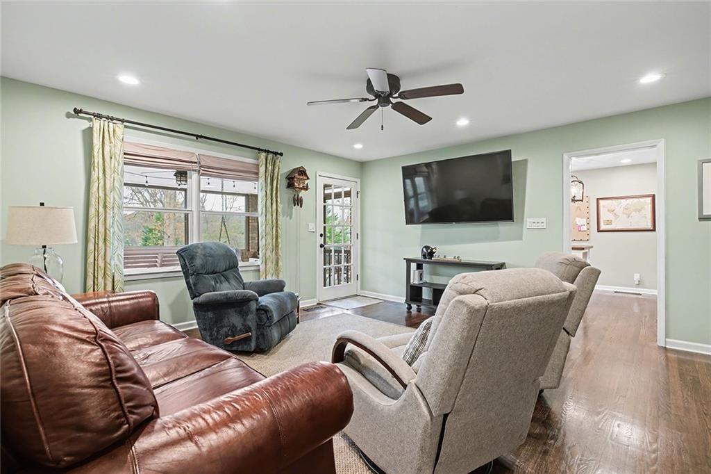 3690 Hickory Circle SE