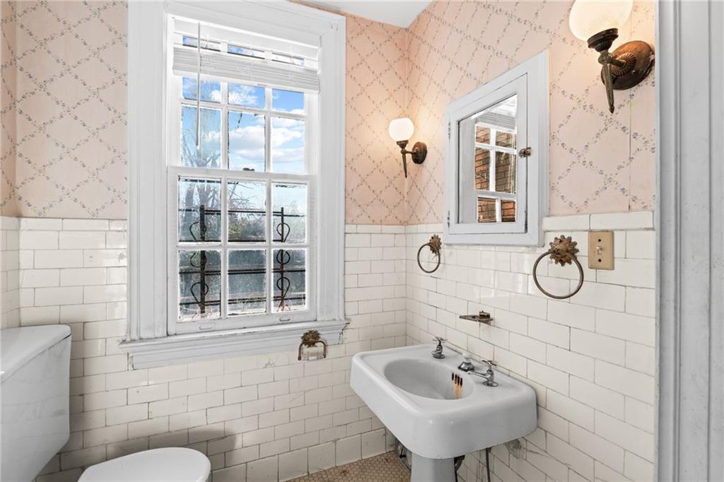 931 Briarcliff Road NE