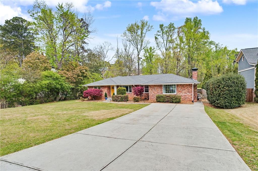 2081 S Akin Drive NE