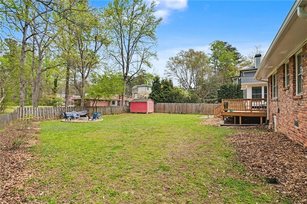 2081 S Akin Drive NE