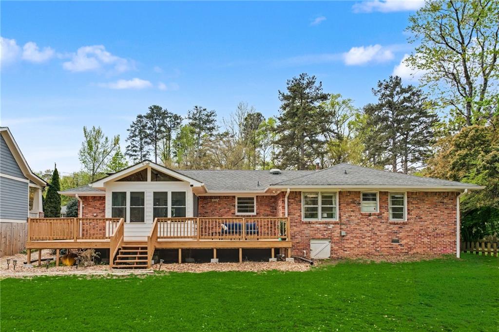 2081 S Akin Drive NE