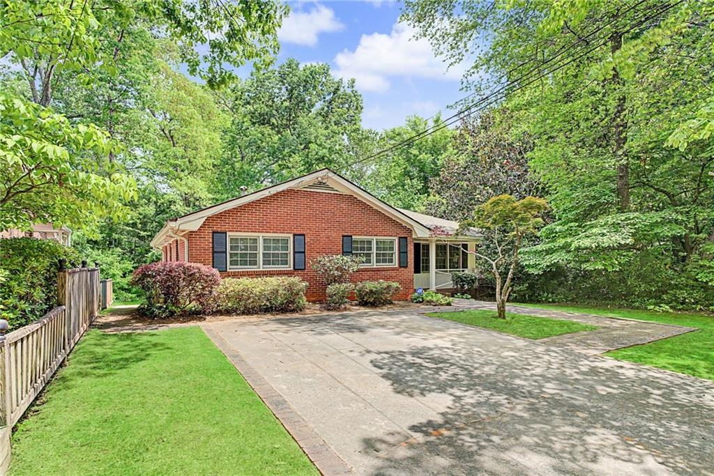 503 Durand Drive NE