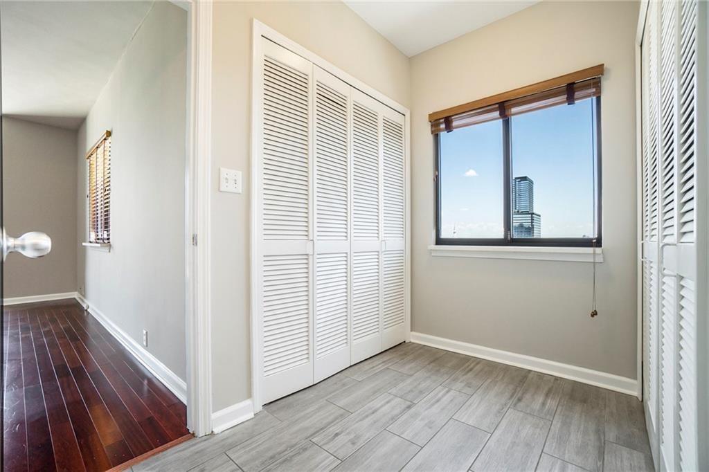 3481 Lakeside Drive NE Unit 2107