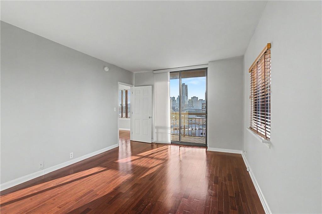 3481 Lakeside Drive NE Unit 2107
