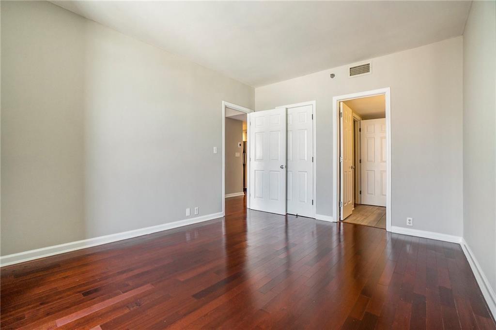 3481 Lakeside Drive NE Unit 2107