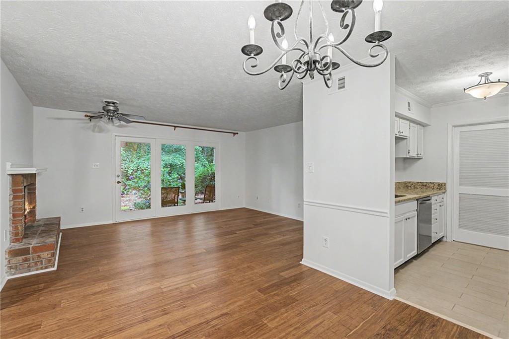 908 Tuxworth Circle